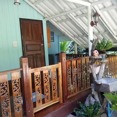 Baan Kon Kan Resort Ko Kut Exterior photo