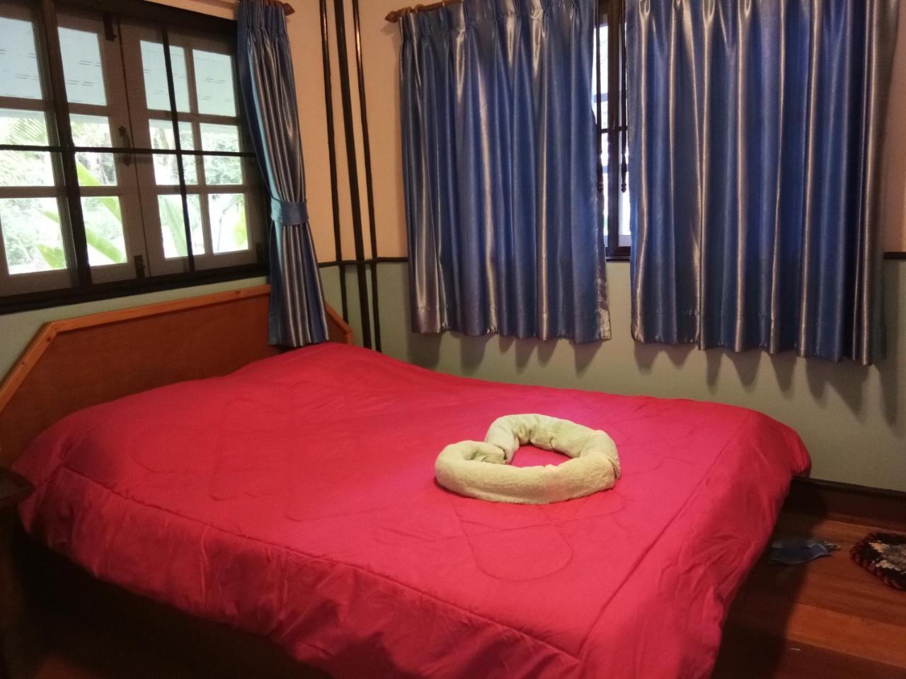 Baan Kon Kan Resort Ko Kut Exterior photo